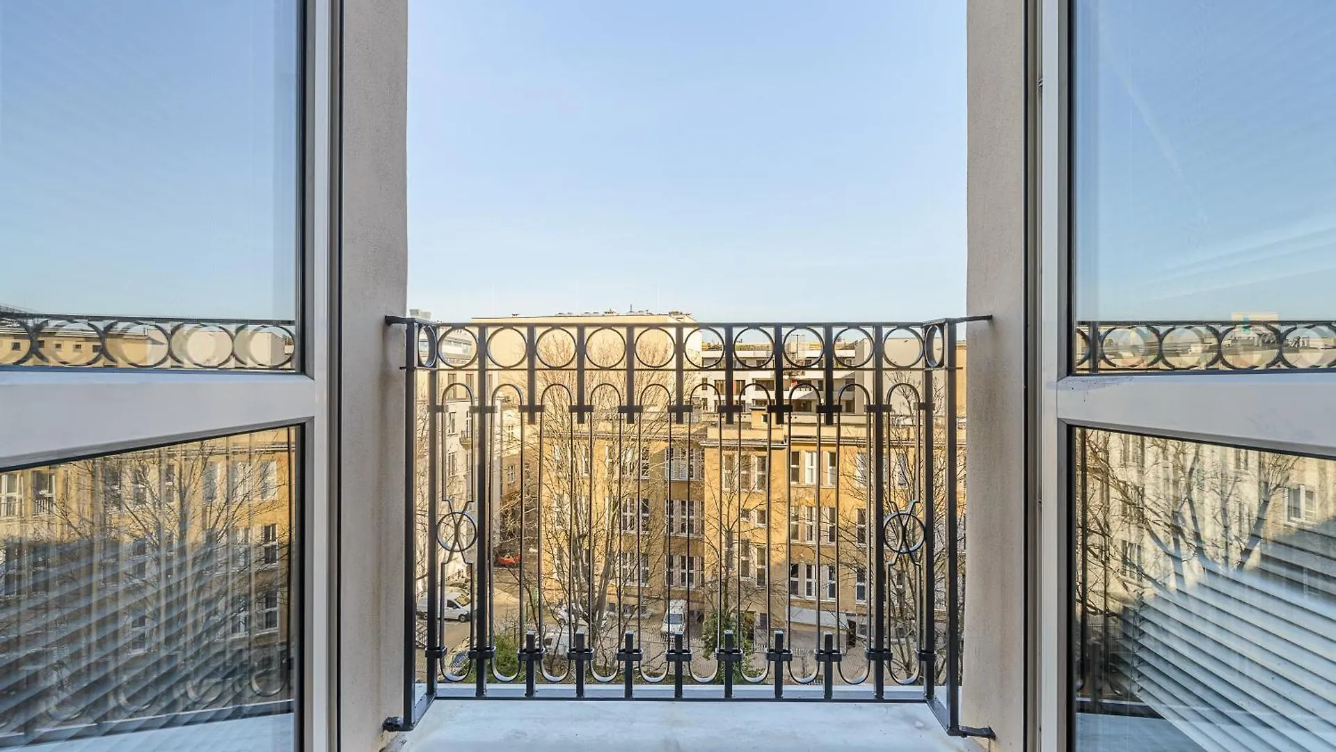 Shortstaypoland Plac Konstytucji B160 Warszawa Polen